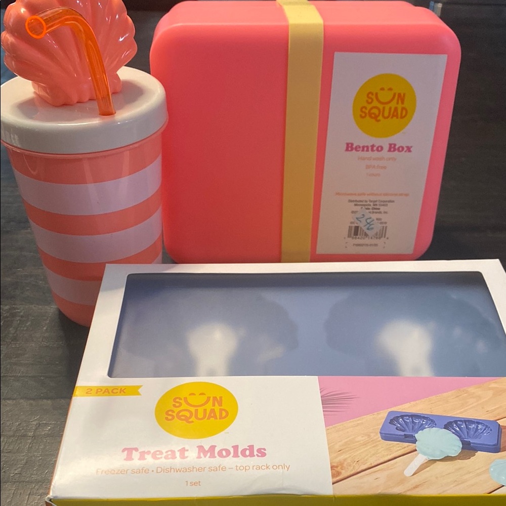 Sun Squad Pink and White Striped Tumbler Set (M190)